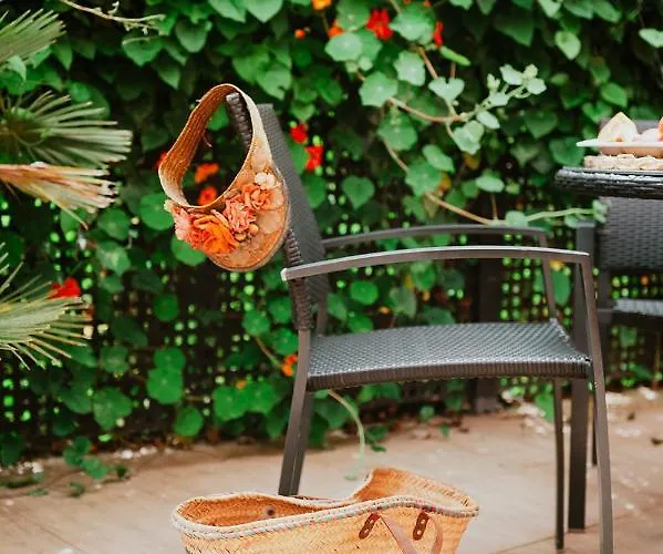 Lägenhet Homeforguest Rural House With Garden El Laurel