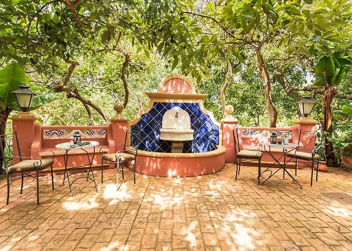 Homeforguest Rural House With Garden El Laurel *