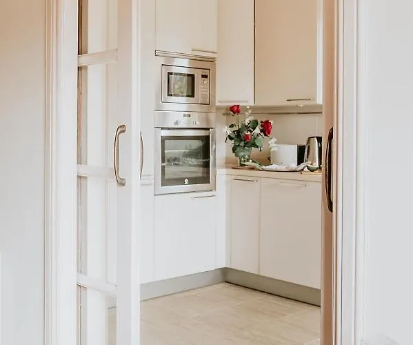 Homeforguest Rural House With Garden El Laurel