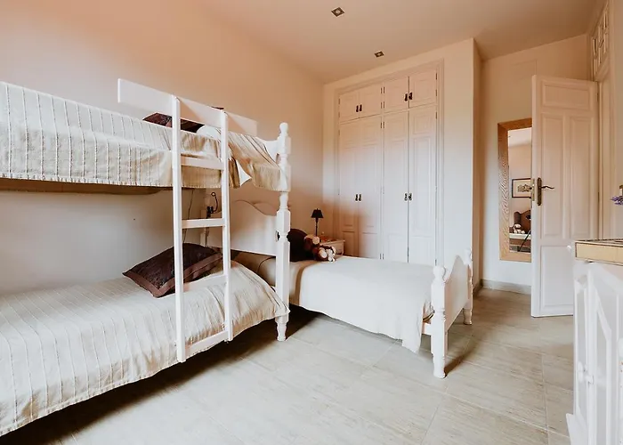 Homeforguest Rural House With Garden El Laurel Apartment