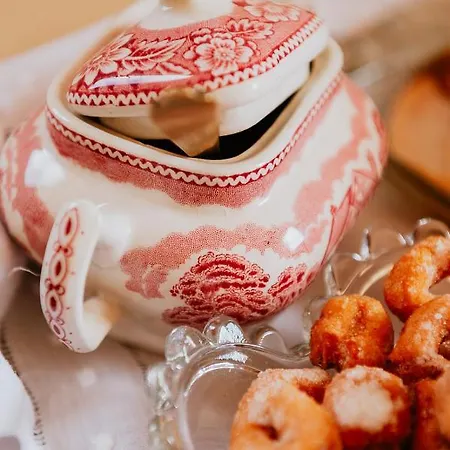 Homeforguest Rural House With Garden El Laurel Apartman