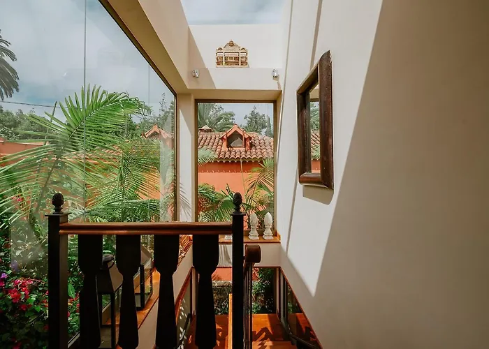 Homeforguest Rural House With Garden El Laurel